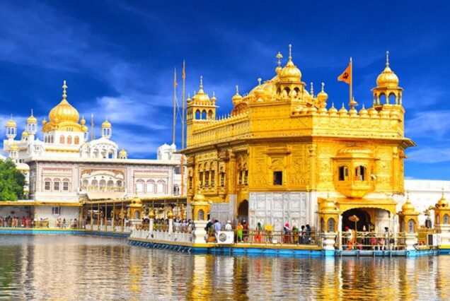 Golden Temple view during sunrise – Amritsar Tour Packages