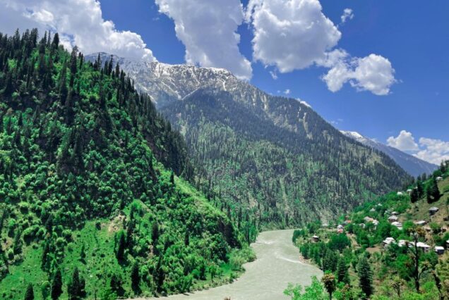 Srinagar Gulmarg Pahalgam Tour 6 Nights 7 Days – Go India Holiday Kashmir Package