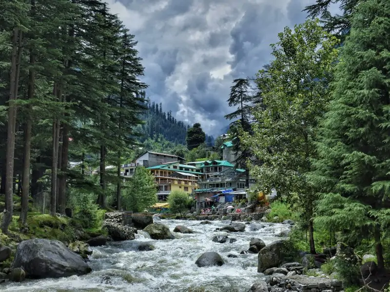 Scenic view of Manali mountains featured in Manali tour packages