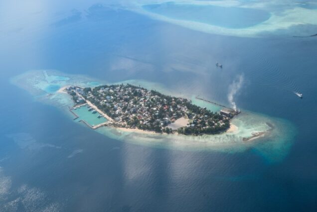Maldives Romantic Honeymoon Package 5 Nights 6 Days – Luxury Water Villa Stay