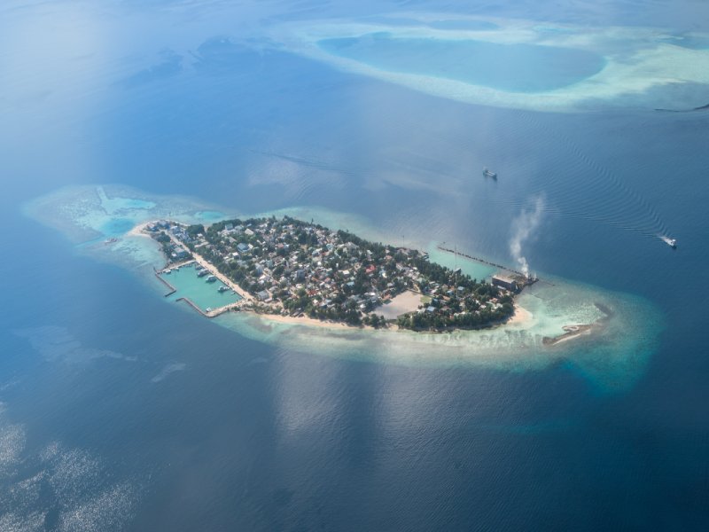 Maldives Romantic Honeymoon Package 5 Nights 6 Days – Luxury Water Villa Stay