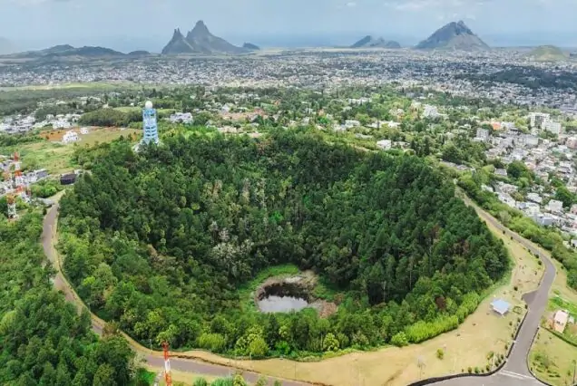 Luxury Mauritius Beach Resort Stay – 6 Nights / 7 Days