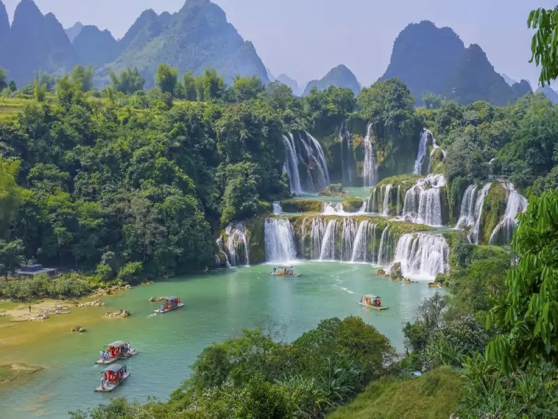 Explore Vietnam with Tailored Vietnam Tour Packages from Go India Holiday